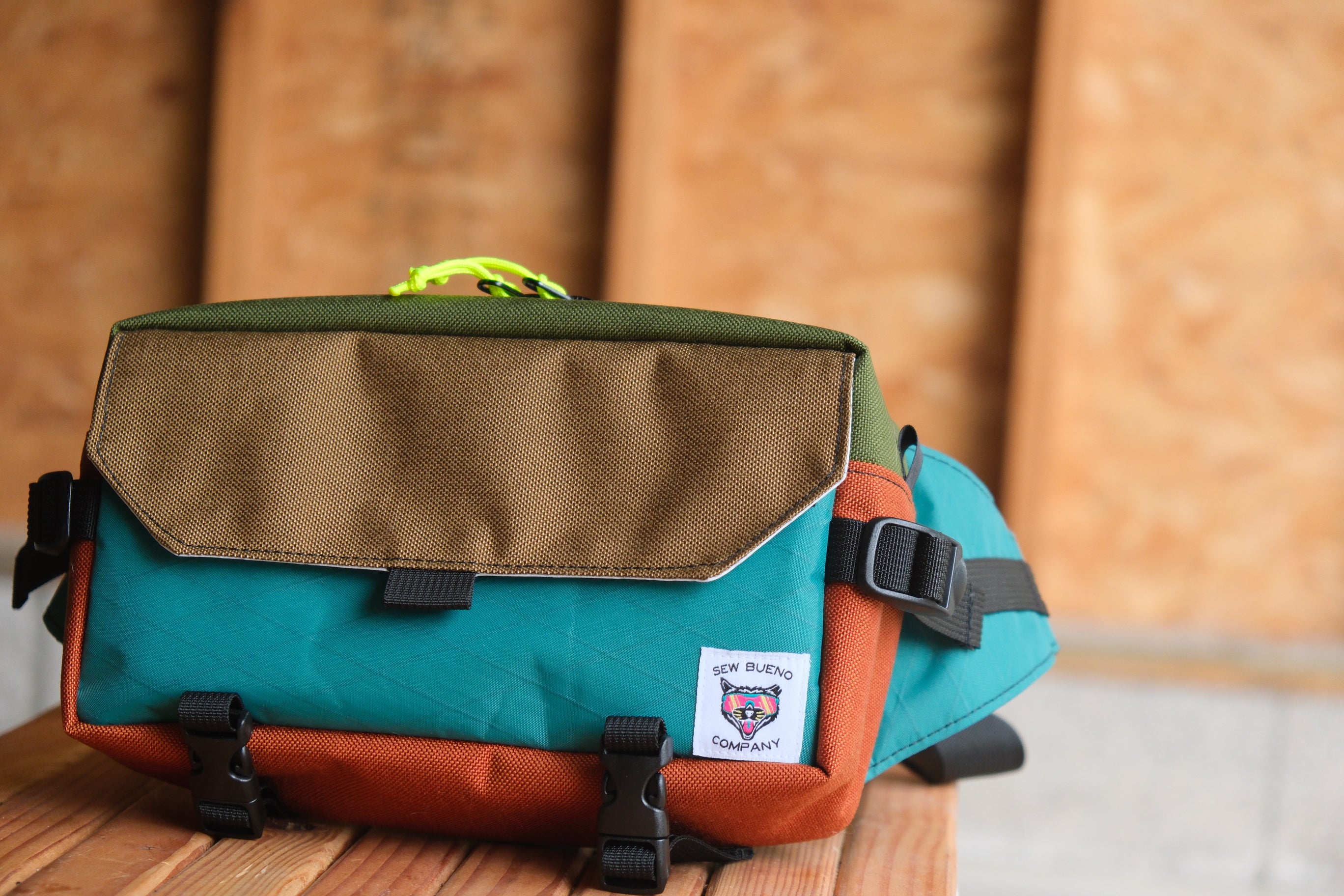The Duggie Fresh Hip pack | Handlebar bag