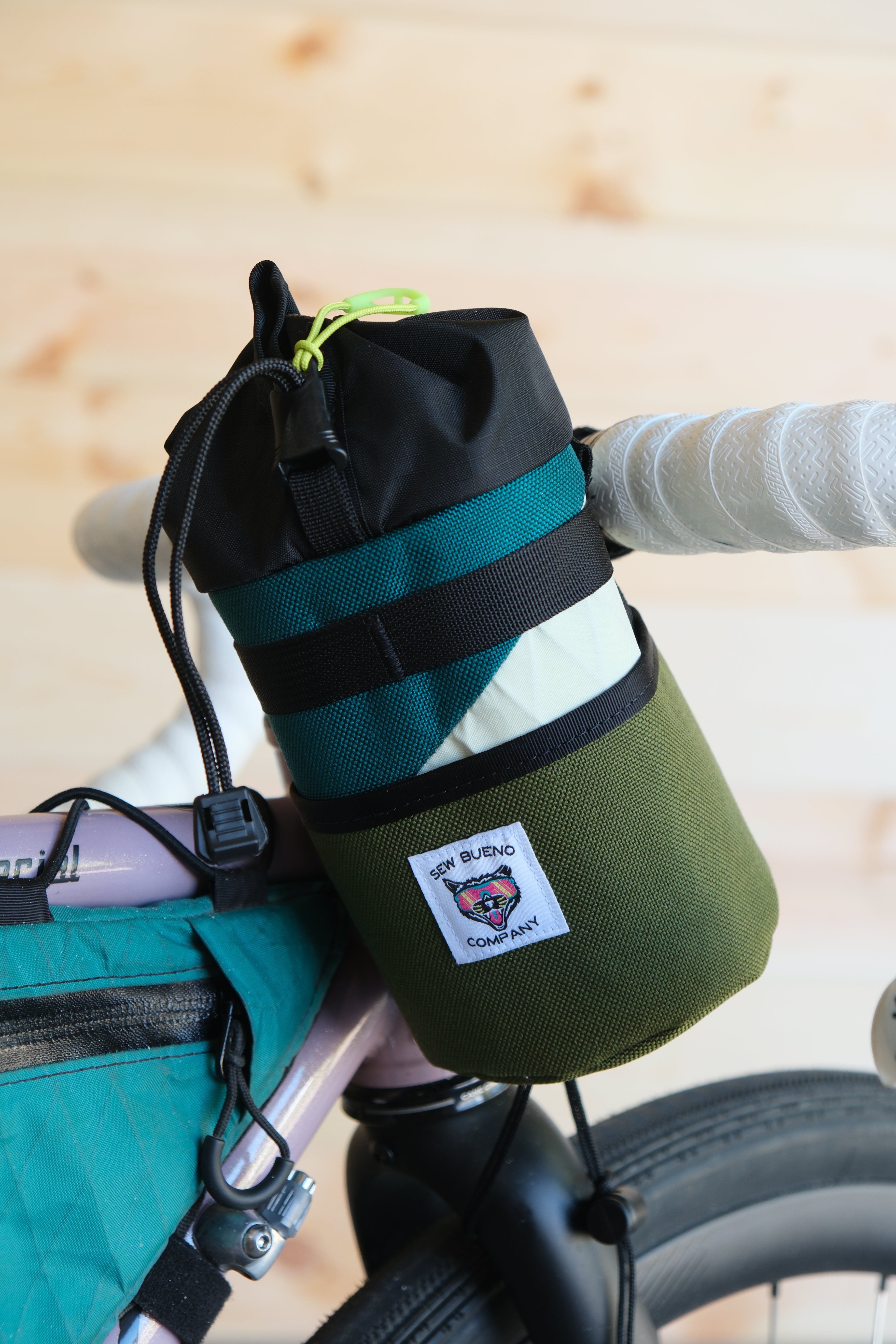 Tall Boy Feed Bag